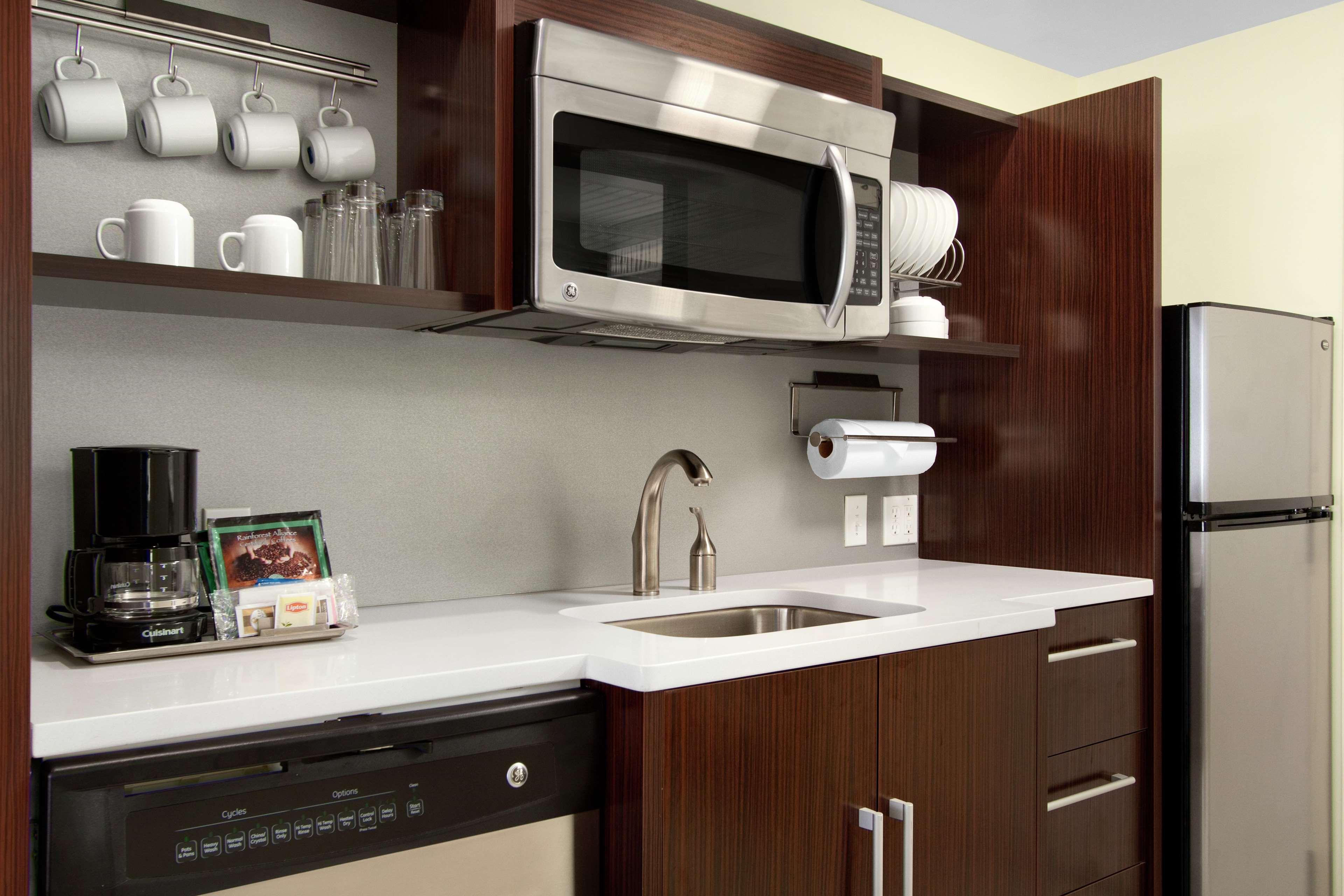 Comfort Inn & Suites Baltimore Rum bild